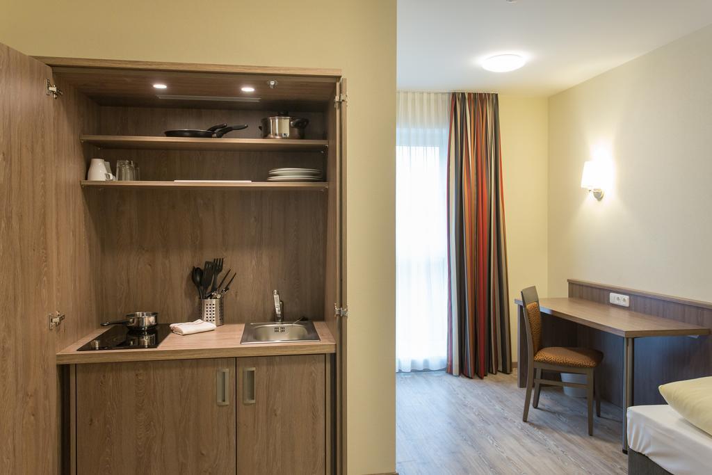 Cityapart Hotel Dingolfing Room photo